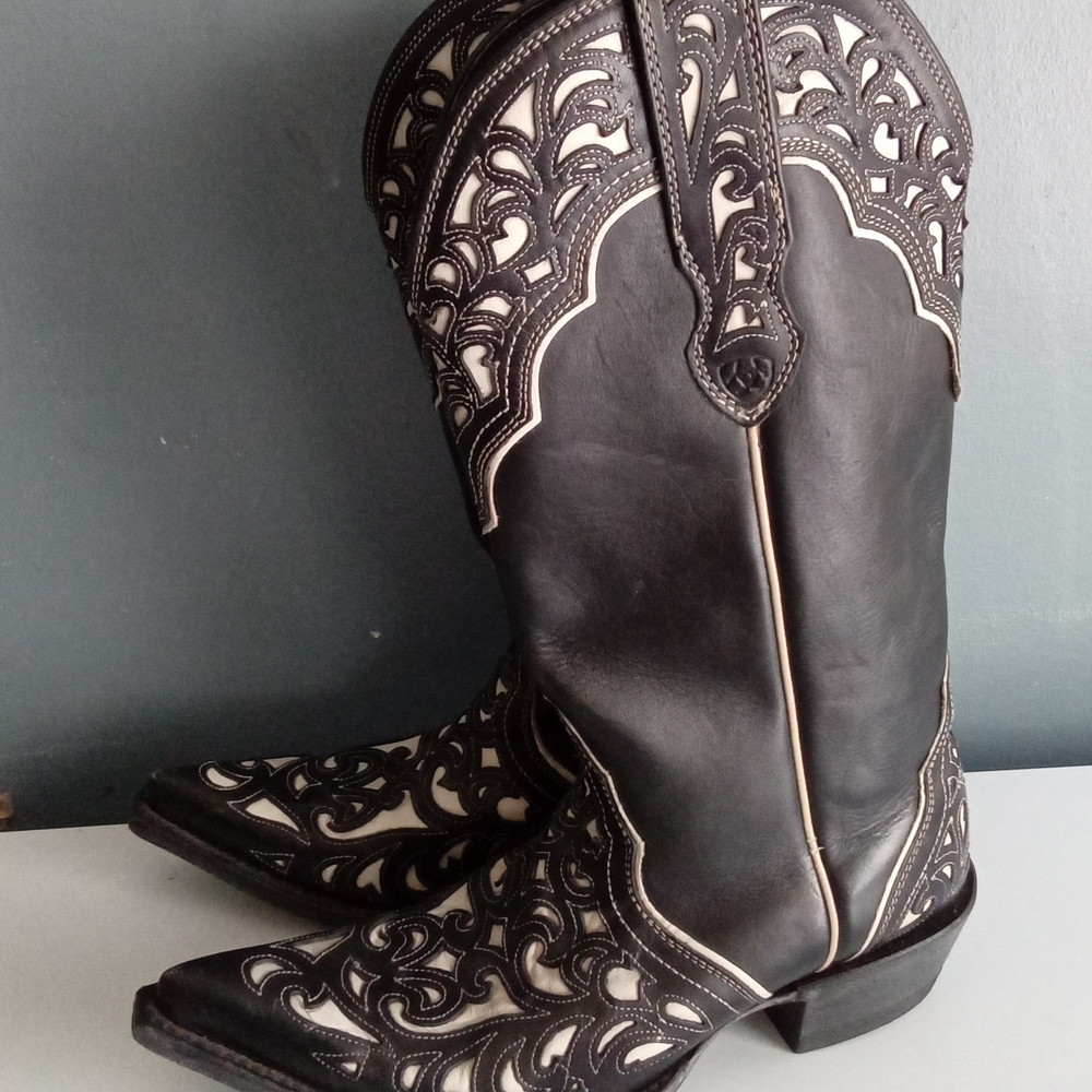 Ariat Black White‎ Filigree Cutout Leather Western Cowboy Boots Snip Toe